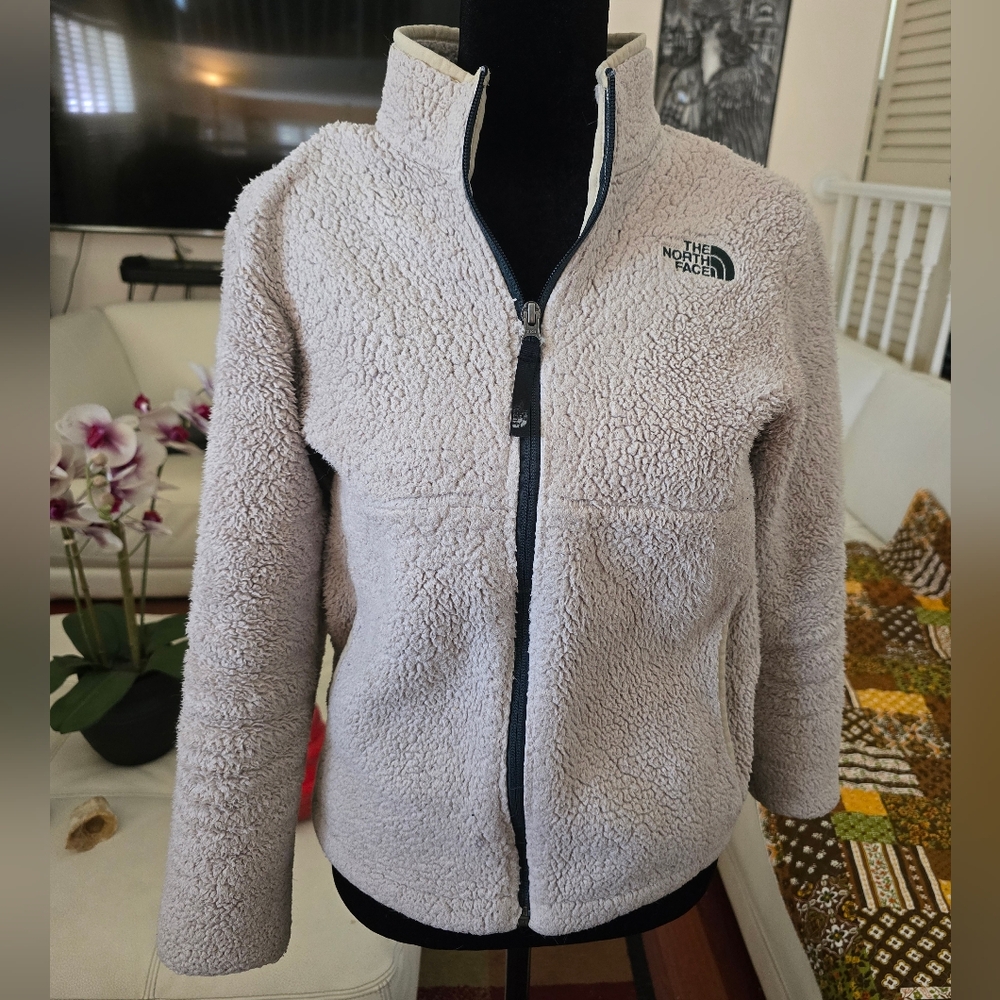 NORTH FACE Womens XS or Boys 10/12 Beige Fleece